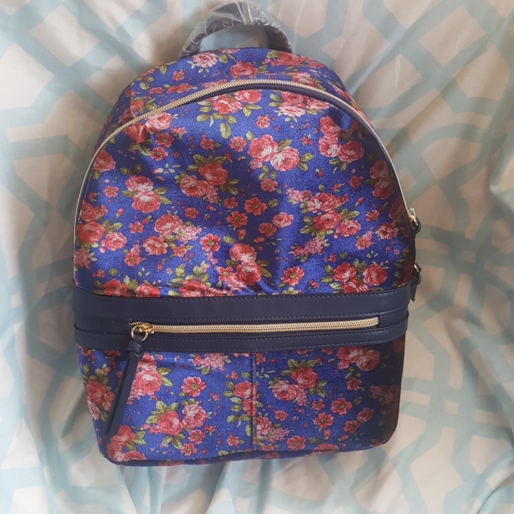 NWT t-shirt and jeans backpack